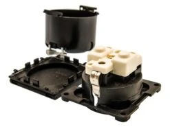 BBA Prise Schuko 230 Volts 8 BBA Prise Schuko 230 Volts -Magasin Extérieur 382757 382757 images other bba 230 volt schuko contactdoos zwart 3 ecommerce