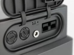 Dometic Batterie Au Lithium PLB40 11 Dometic Batterie Au Lithium PLB40 -Magasin Extérieur 522731 522731 images other plb40 3 ecommerce