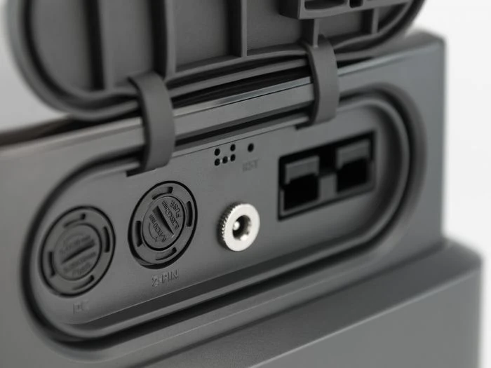 Dometic Batterie Au Lithium PLB40 5 Dometic Batterie Au Lithium PLB40 – Image 3