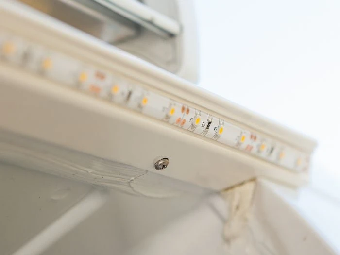 Dometic Raintec RT100 Gouttière Lumineuse 6 Dometic Raintec RT100 Gouttière Lumineuse – Image 4